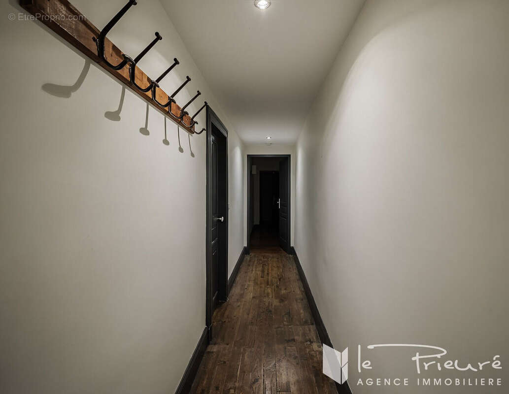 Appartement à SAINT-JUERY