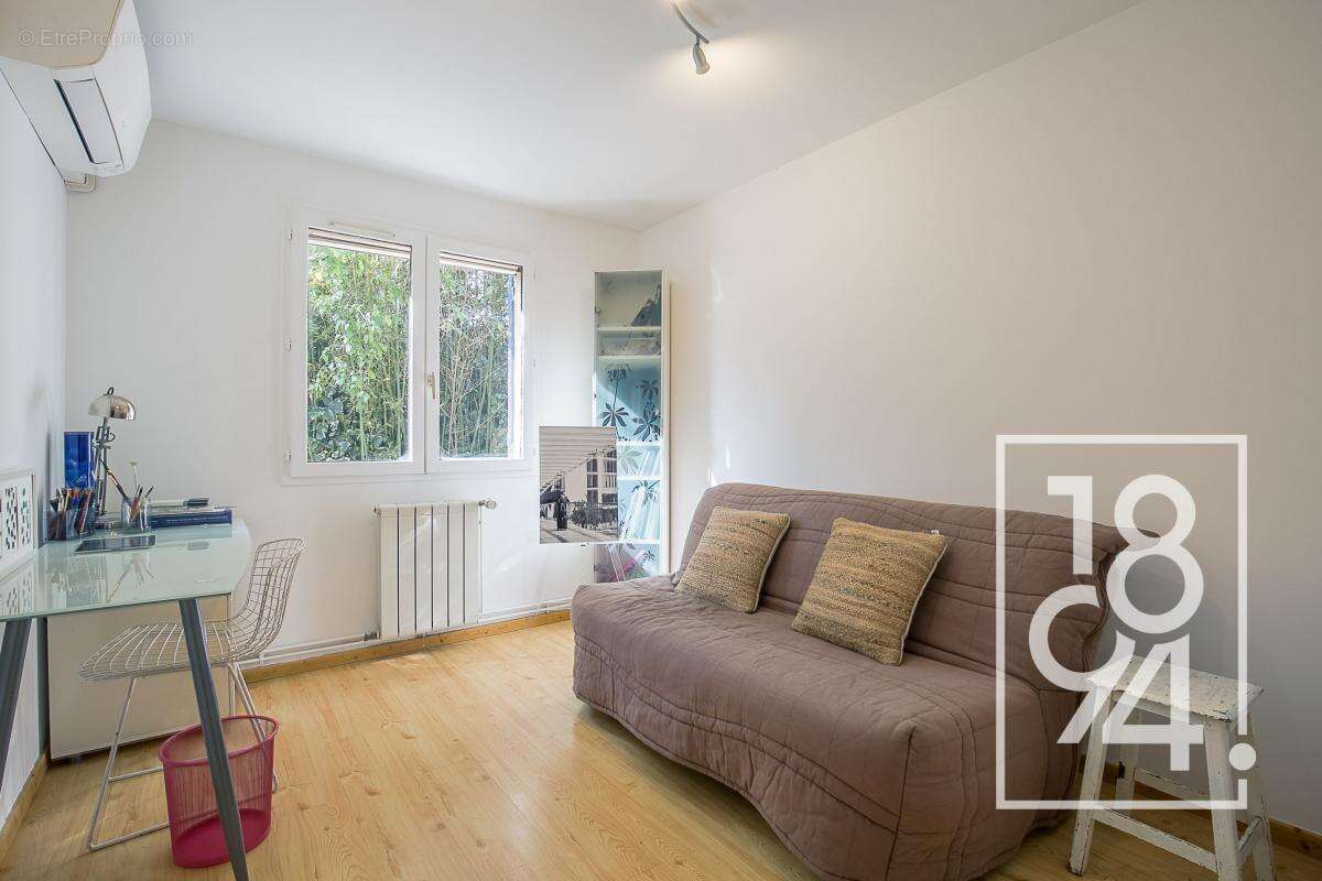 Appartement à MARSEILLE-9E