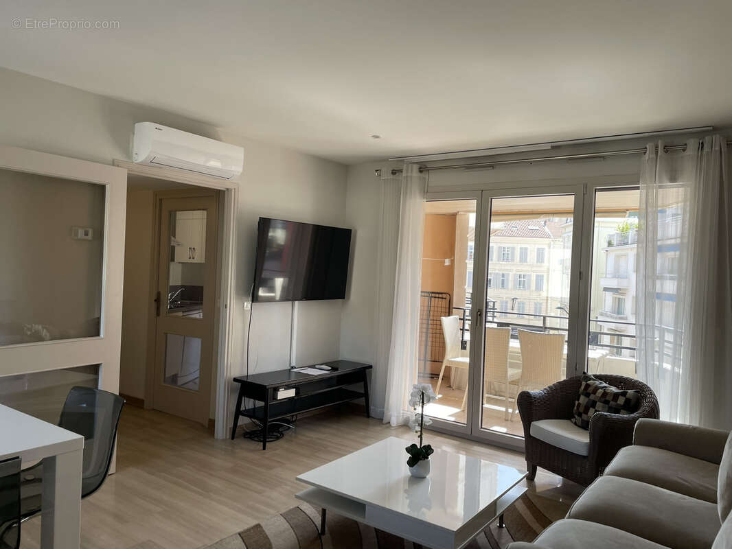 Appartement à CANNES