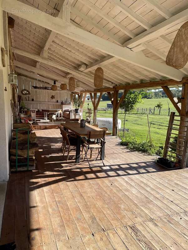 Maison à VARENNES-SAINT-SAUVEUR