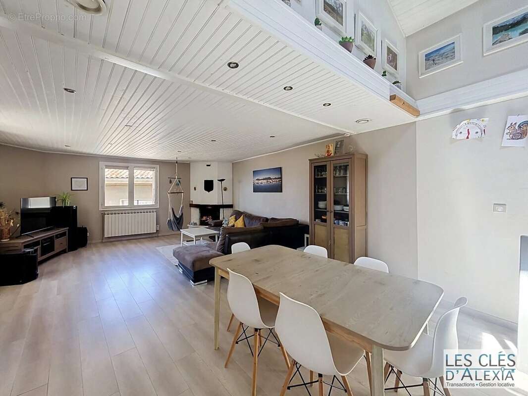 Maison individuelle Centre Village Echalas 98m² - photo 5