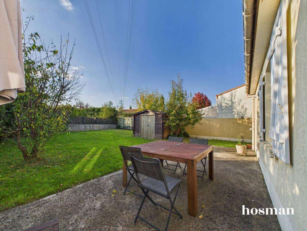 Maison à BOUGUENAIS