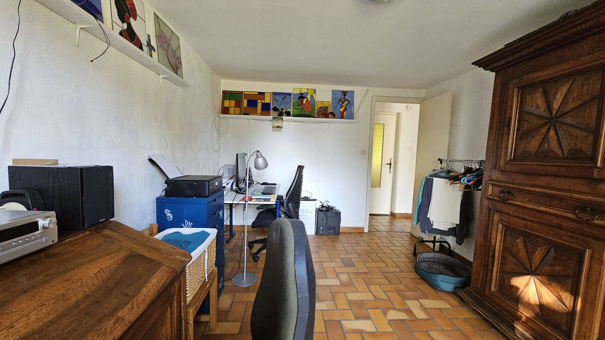 Maison à SAINT-GILLES