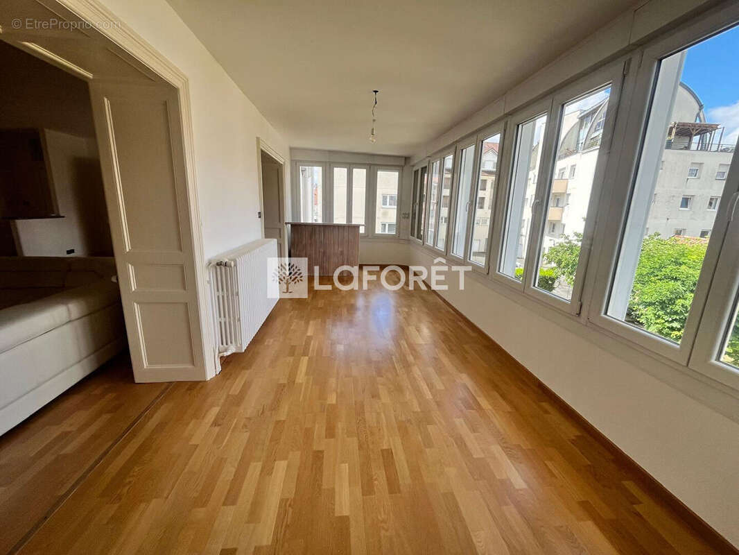 Appartement à AUDINCOURT