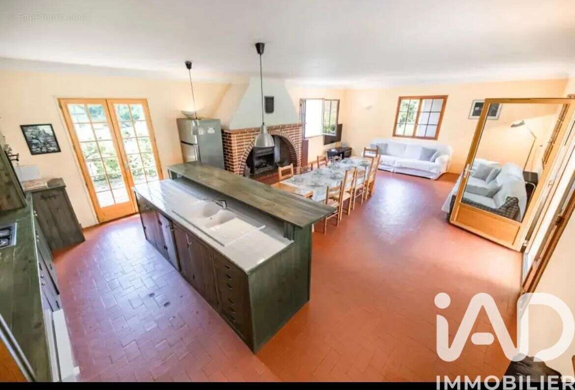 Maison 323 m² à Cauzac  - photo 9