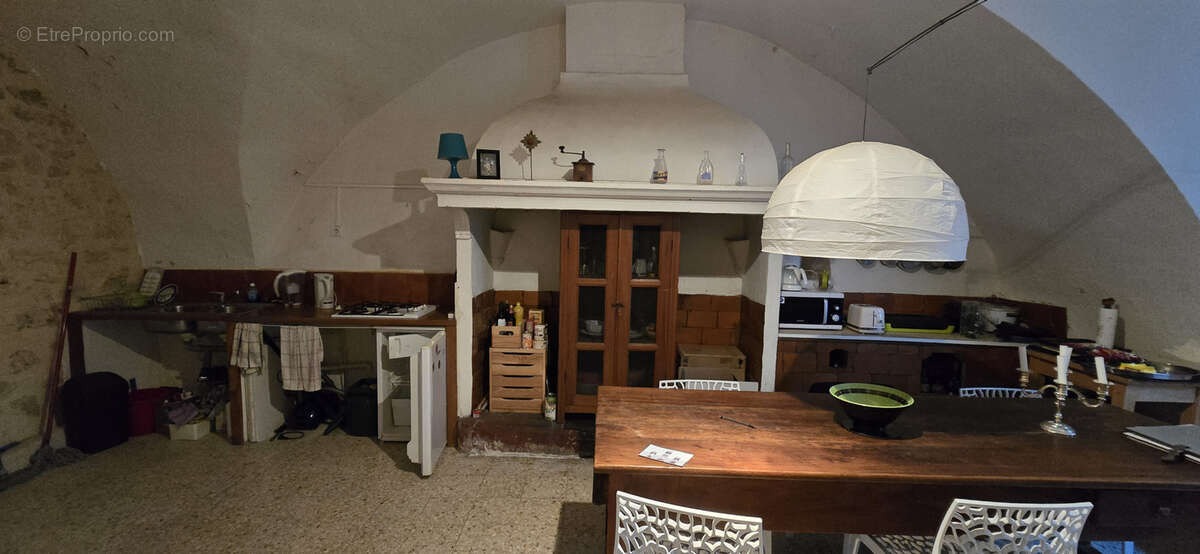 Maison à MONTPEYROUX