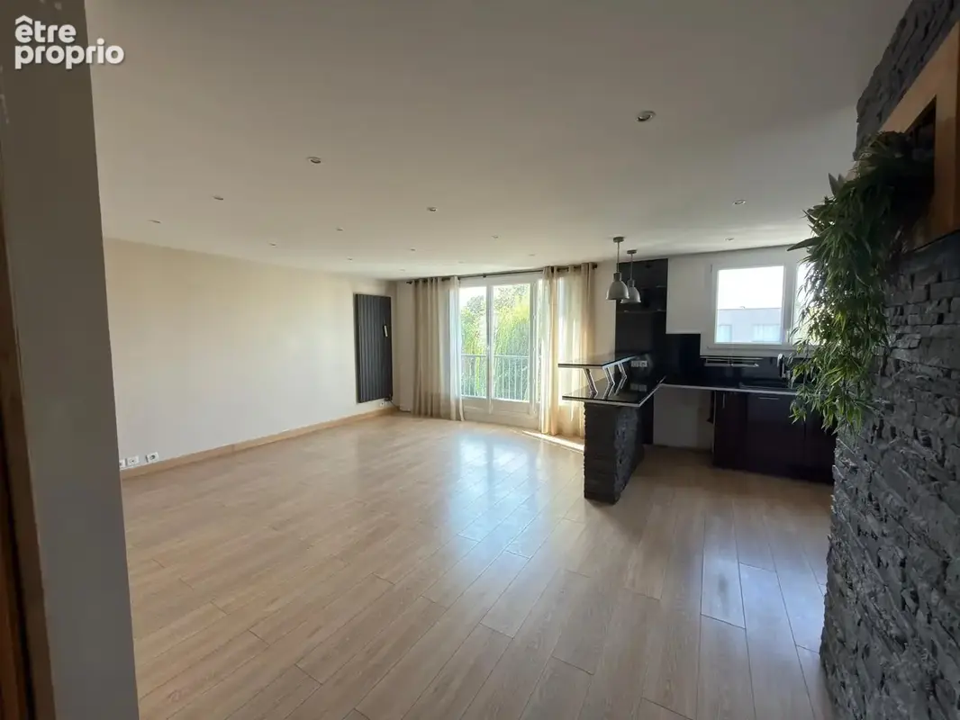 Appartement 65 m² à Montlignon  - photo 2