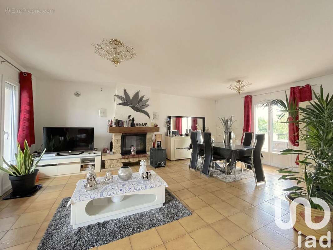 Photo 4 - Maison à PONTAULT-COMBAULT