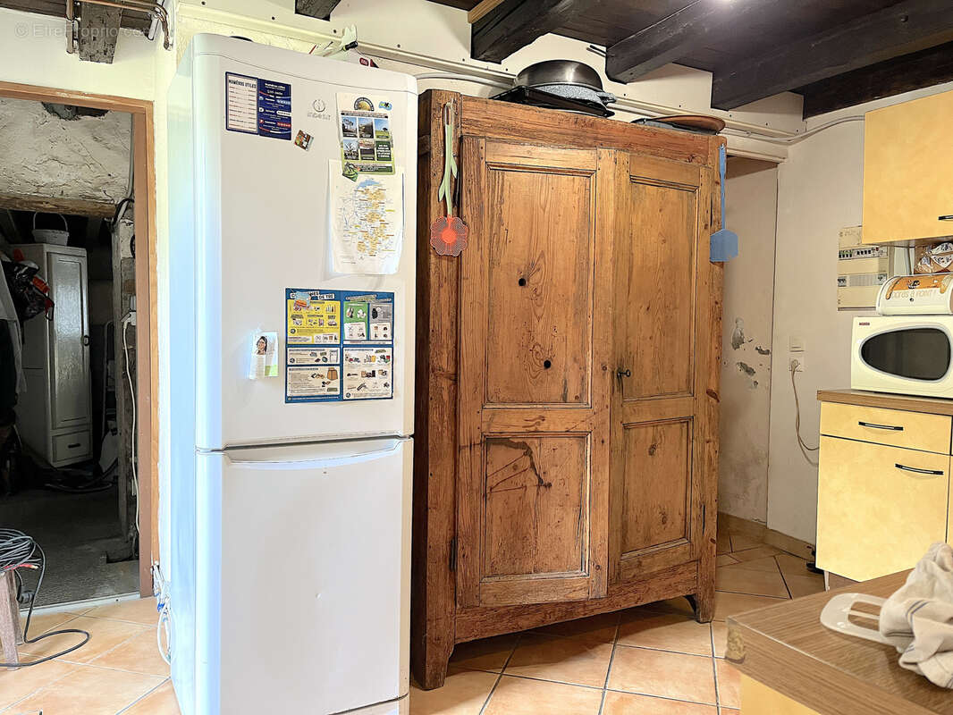 Maison avec dépendances et Terrain constructible - photo 9