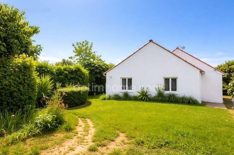 Maison à AUZOUER-EN-TOURAINE