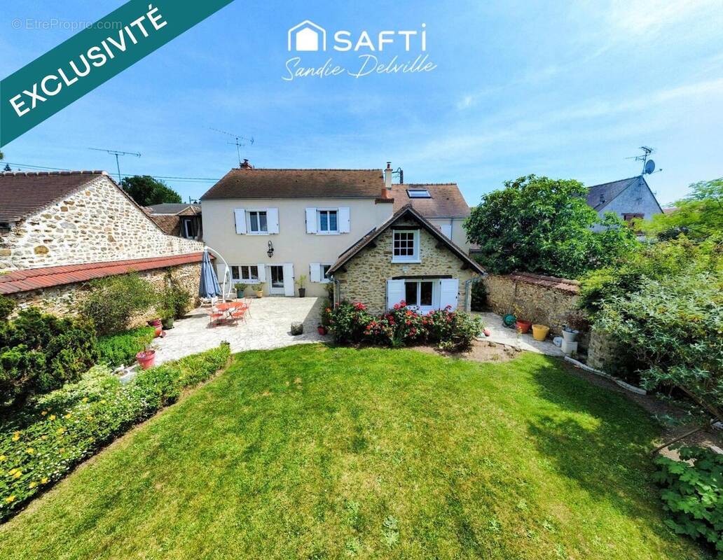 Photo 1 - Maison à VAUX-LE-PENIL