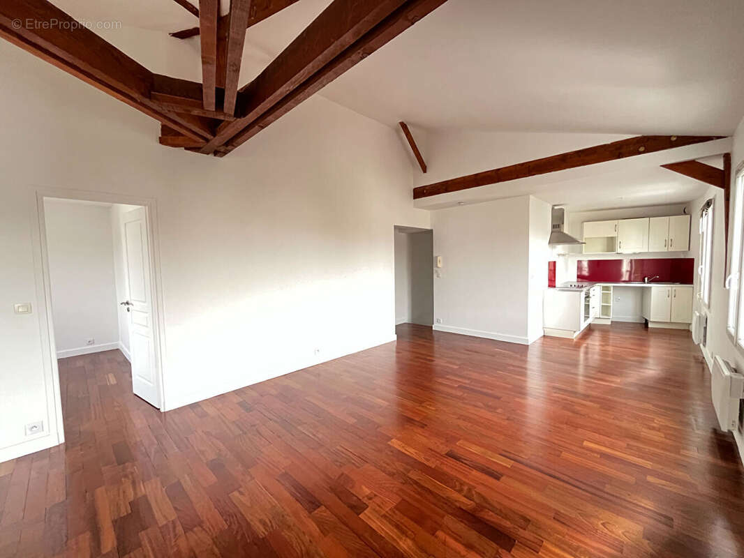Appartement à SURESNES