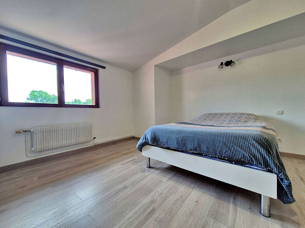 Maison à PAGNY-SUR-MEUSE