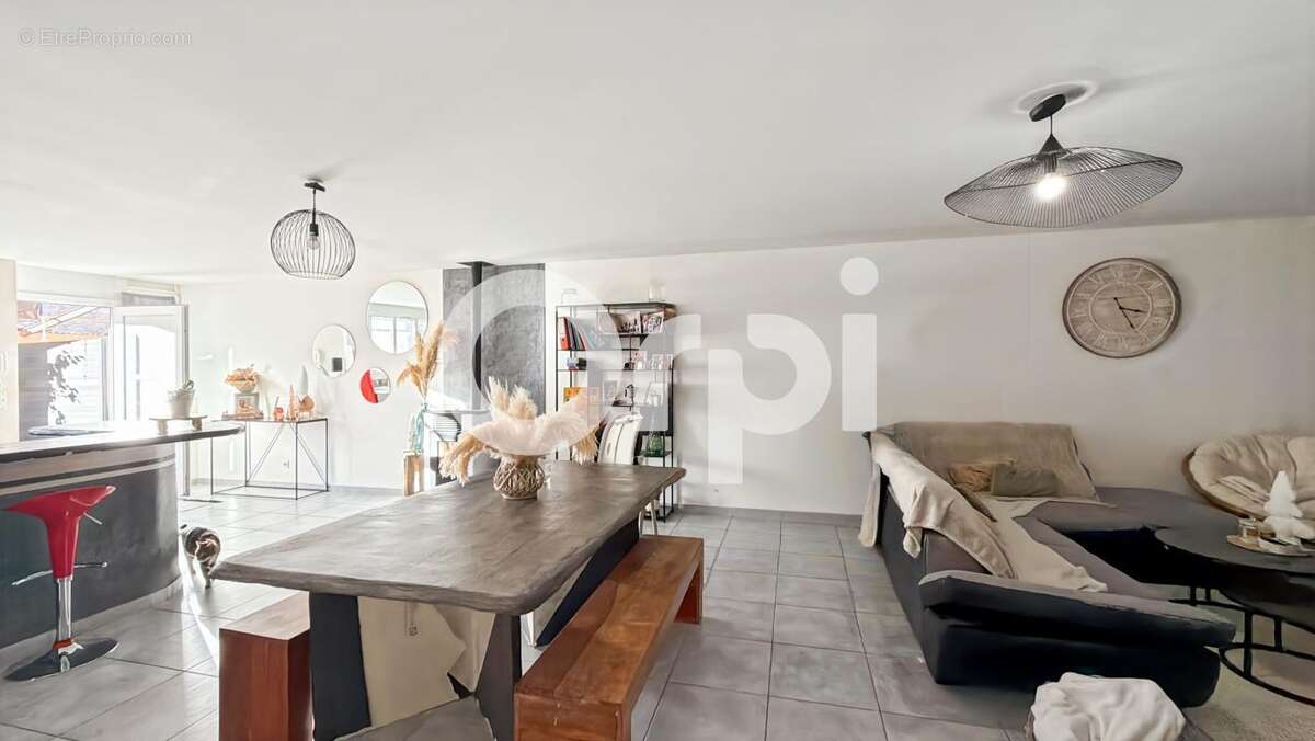 Appartement à LABEGUDE