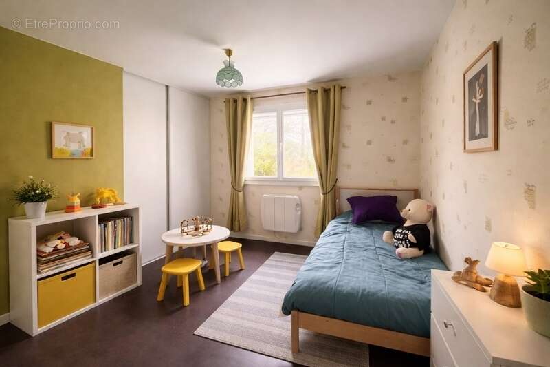 Maison à SAINT-JEAN-D'ILLAC