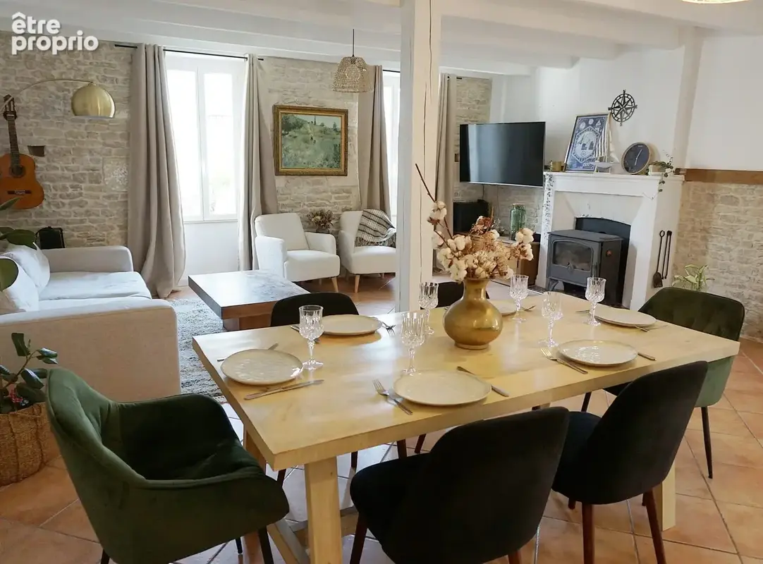 Maison 5 pièces 154 m² à vendre à Saint-Sauveur-D'aunis (17540) - photo 2