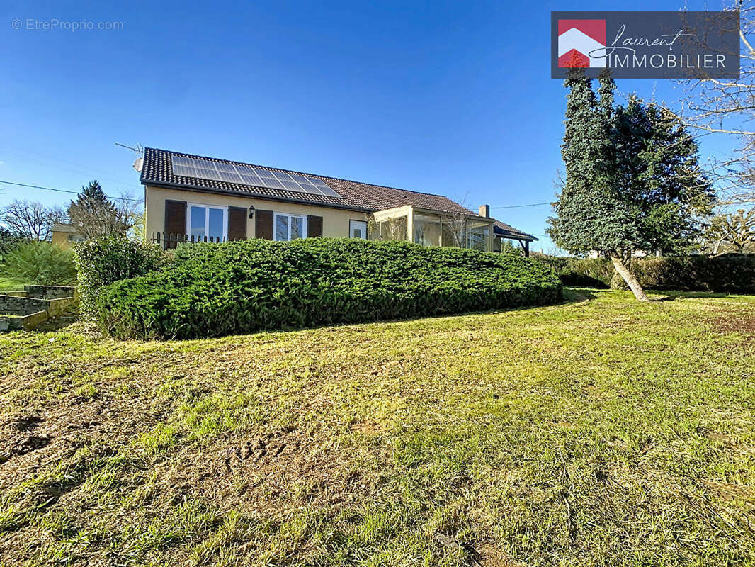 Maison à PONT-DE-VAUX