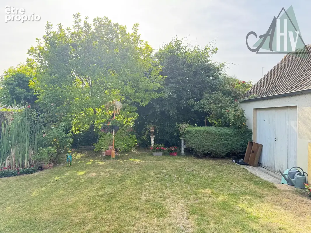 Demeure familiale de caractère - 182 m2 - 7 pièces - garage et jardin - Provins - photo 3