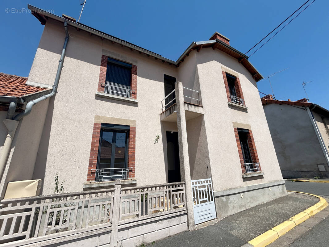 Maison à COMMENTRY