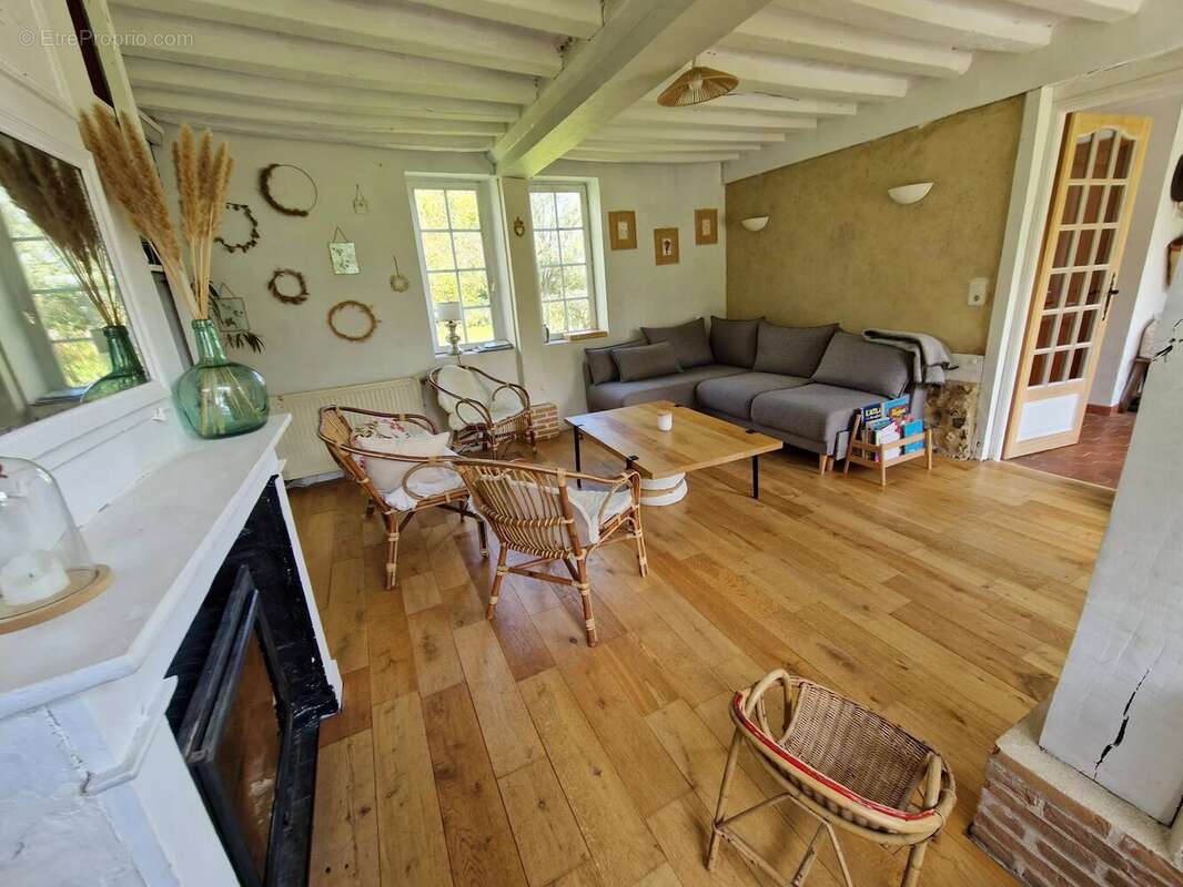 Maison à LIEUREY