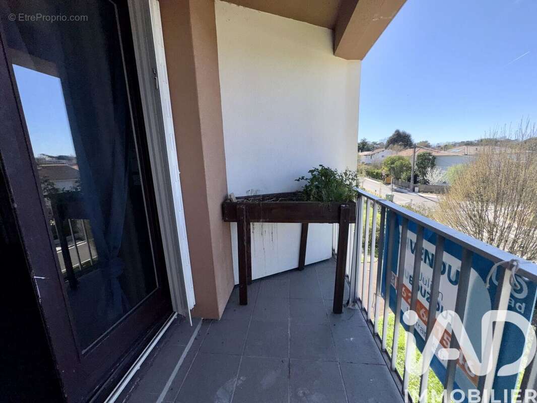 Appartement 40 m² à Talence  - photo 8