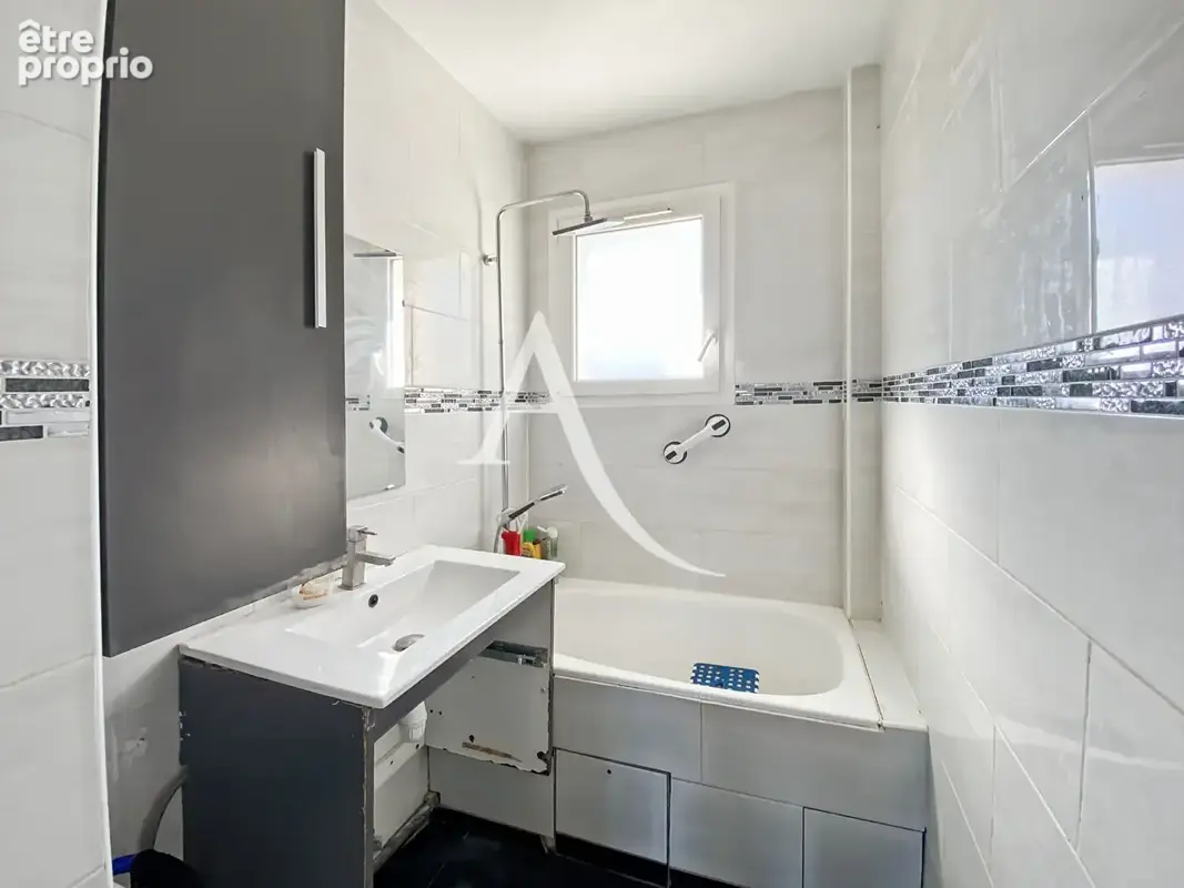 Appartement Bois D Arcy 4/5 pièce(s) 79 m2 - photo 6