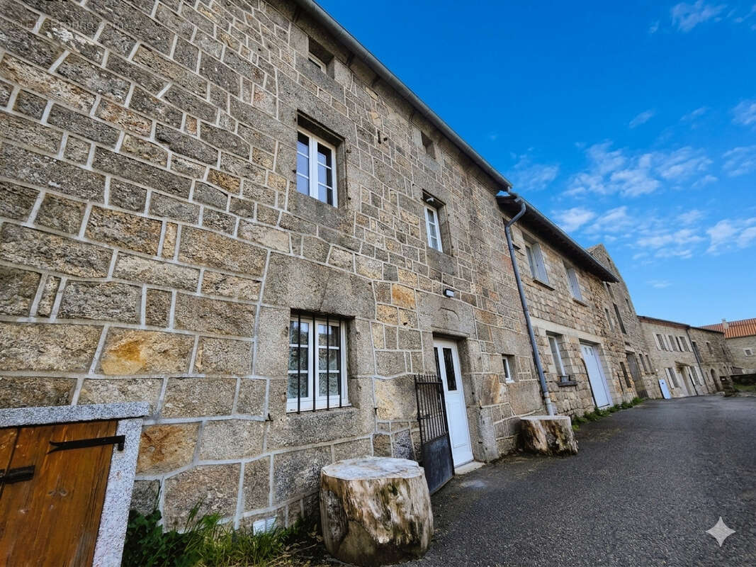 Maison à GREZES