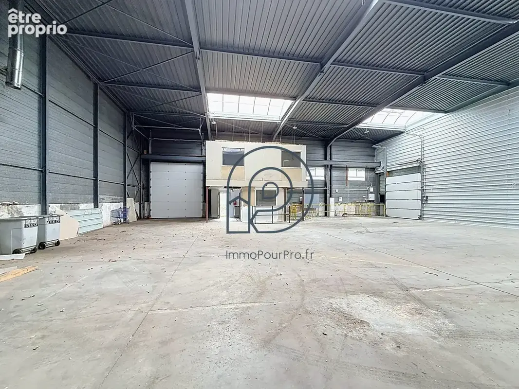 Commerce 520 m² à vendre à Neuville-En-Ferrain (59960) - photo 3