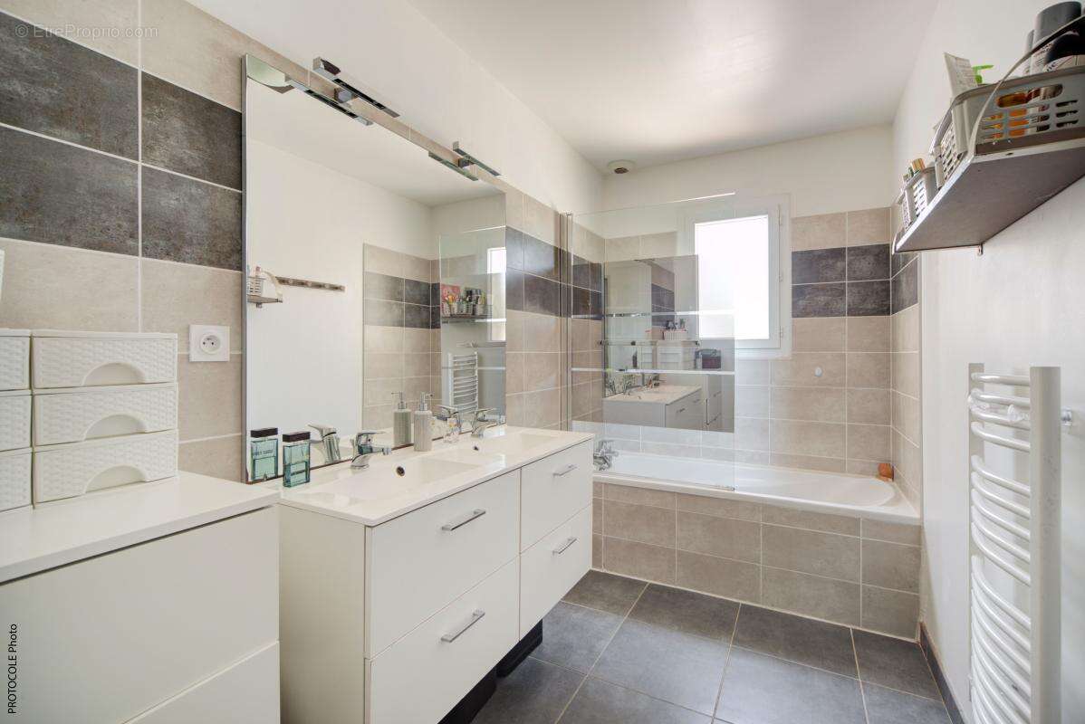 Maison T4 plain pied de 2016 au centre - photo 9