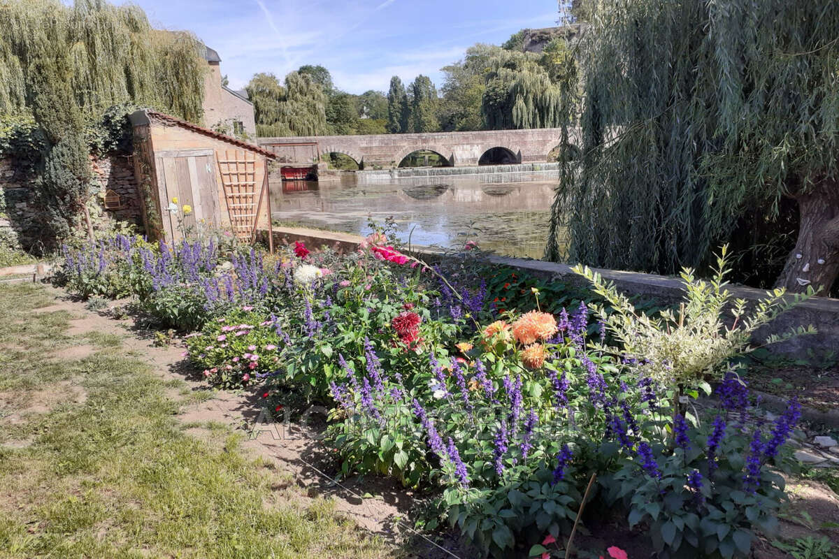 Maison à FRESNAY-SUR-SARTHE