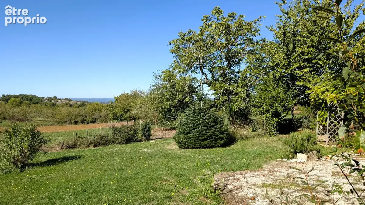 Maison en bois avec jardin et vue dégagée - photo 2