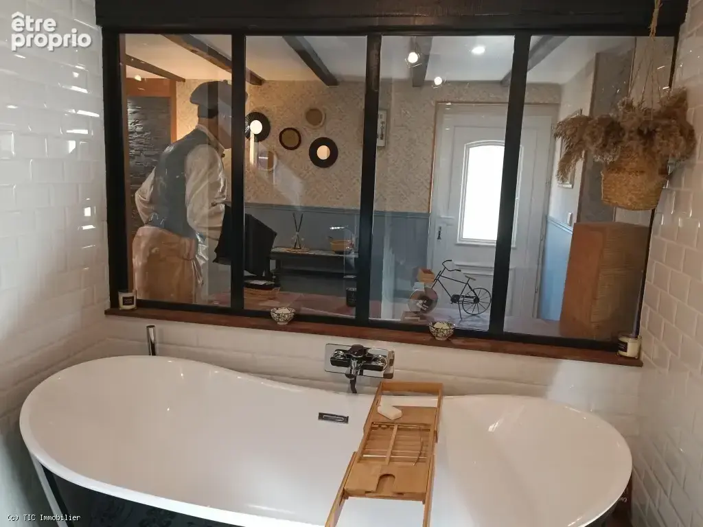 Belle Maison en Pierre avec Piscine, Dépendances et Jardin - photo 4