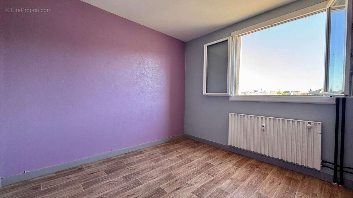 Appartement Montlucon 4 pièce(s) 101 m2 - photo 7