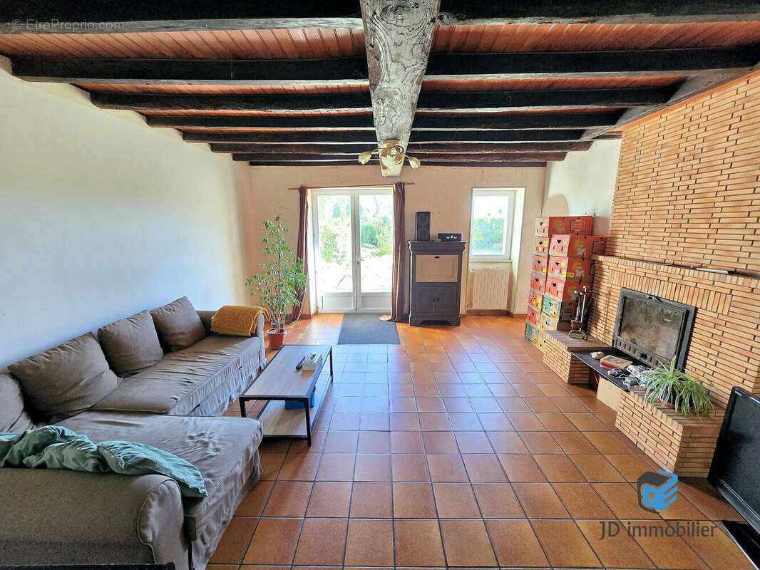 Maison à L'HERBERGEMENT