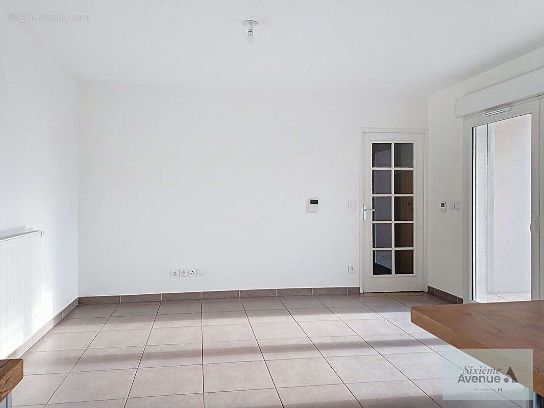 Appartement à LYON-8E