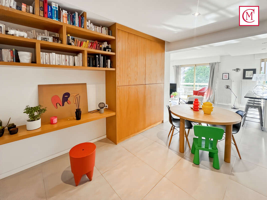 Appartement à MEYLAN