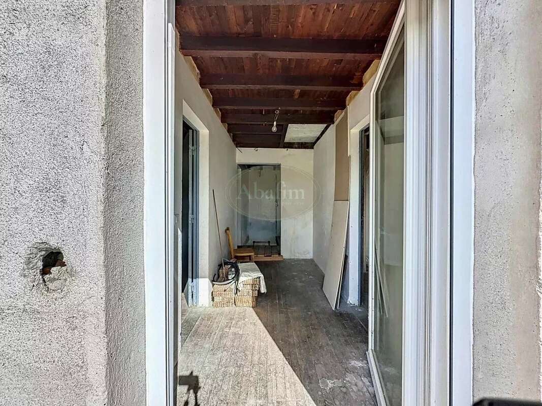 Maison à VILLENEUVE-LECUSSAN