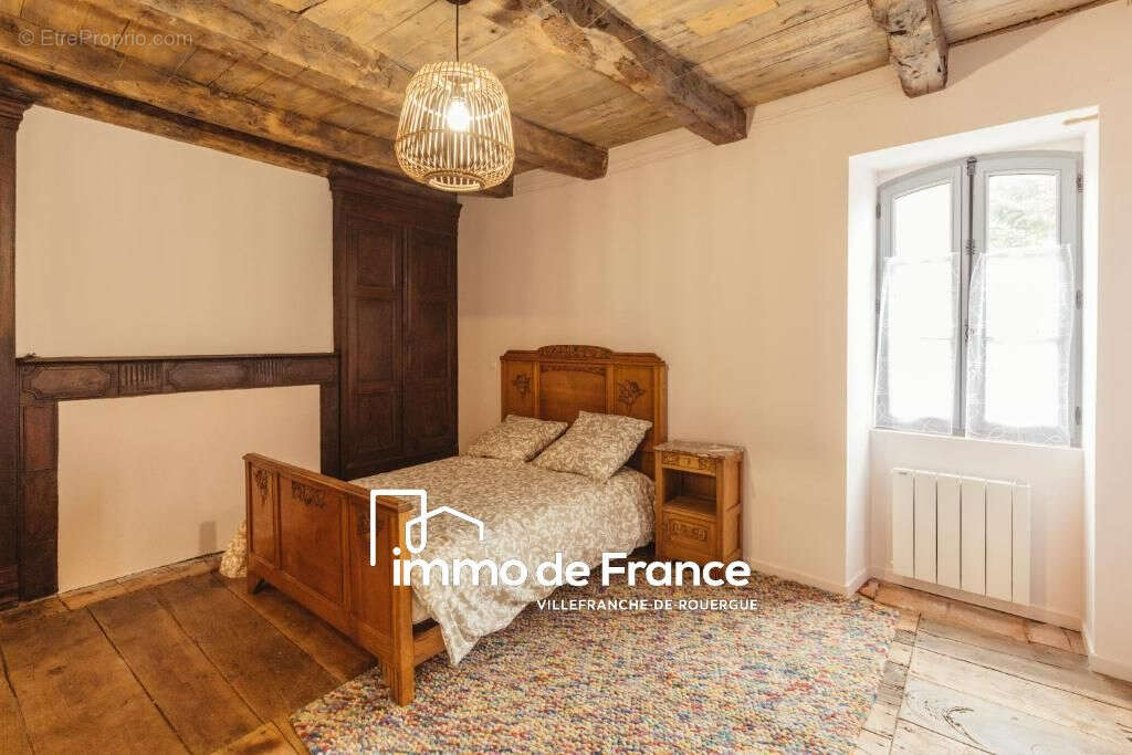 Maison à SAINT-CIRQ-LAPOPIE