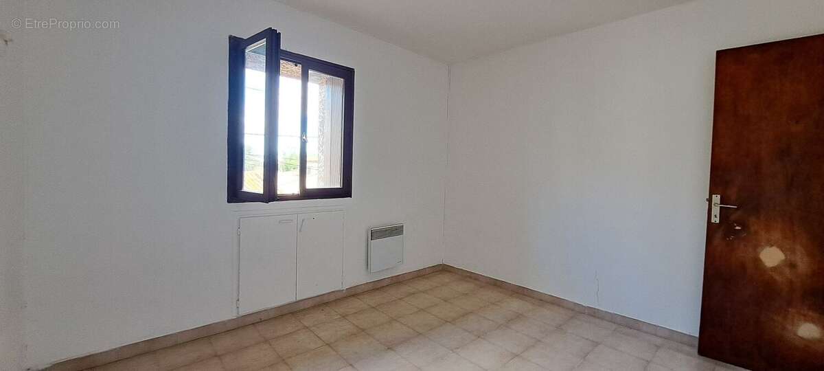 Maison à BESSAN