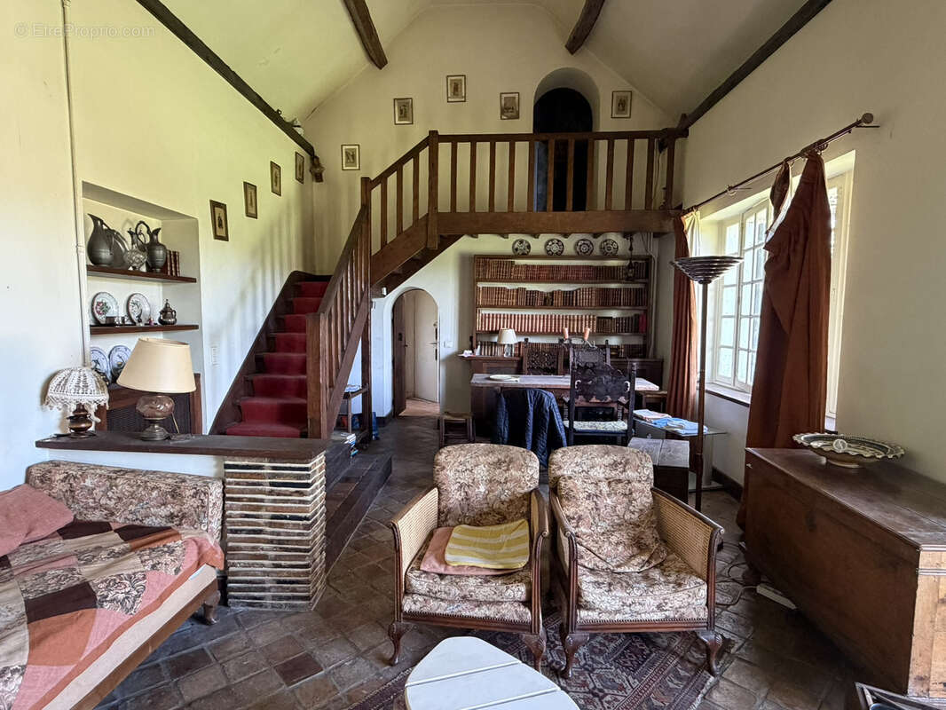 Maison à CONDE-SUR-VESGRE