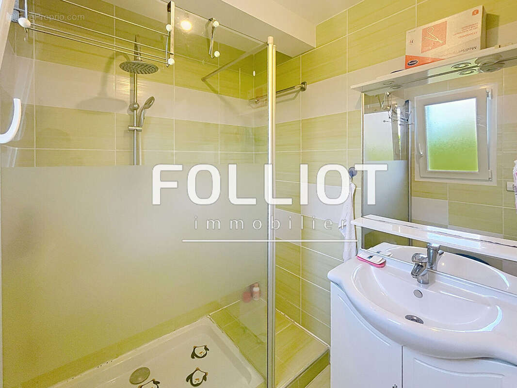 Maison à BRICQUEVILLE-SUR-MER