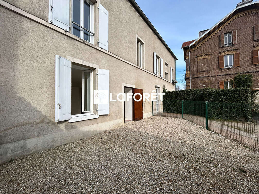 Appartement à MANTES-LA-VILLE