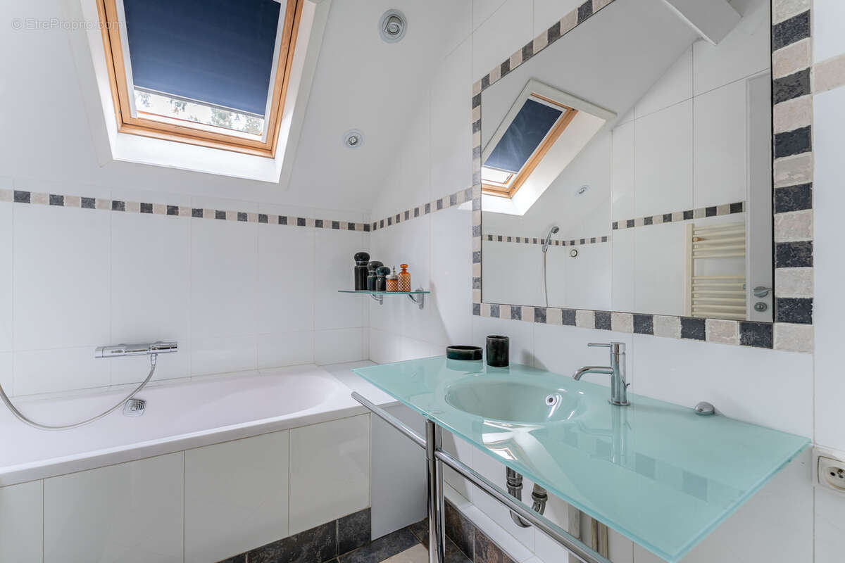 Maison à CHAMAGNIEU