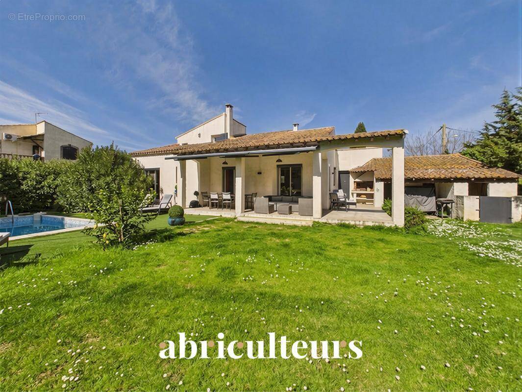 Maison à ARLES