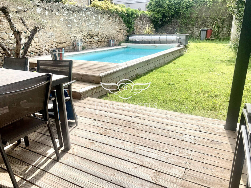 Maison à COURNONTERRAL