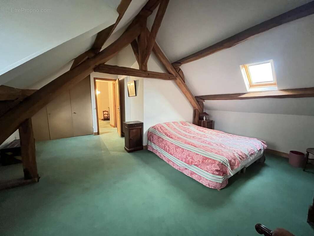 Maison à POIGNY-LA-FORET