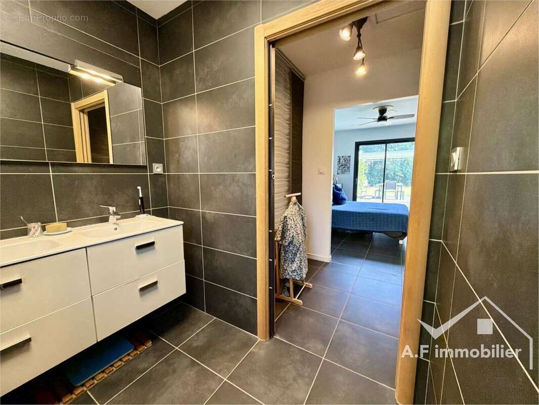 Maison 148 m² à Fontenilles  - photo 8