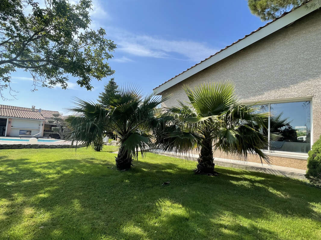 Maison à COLOMBIERS