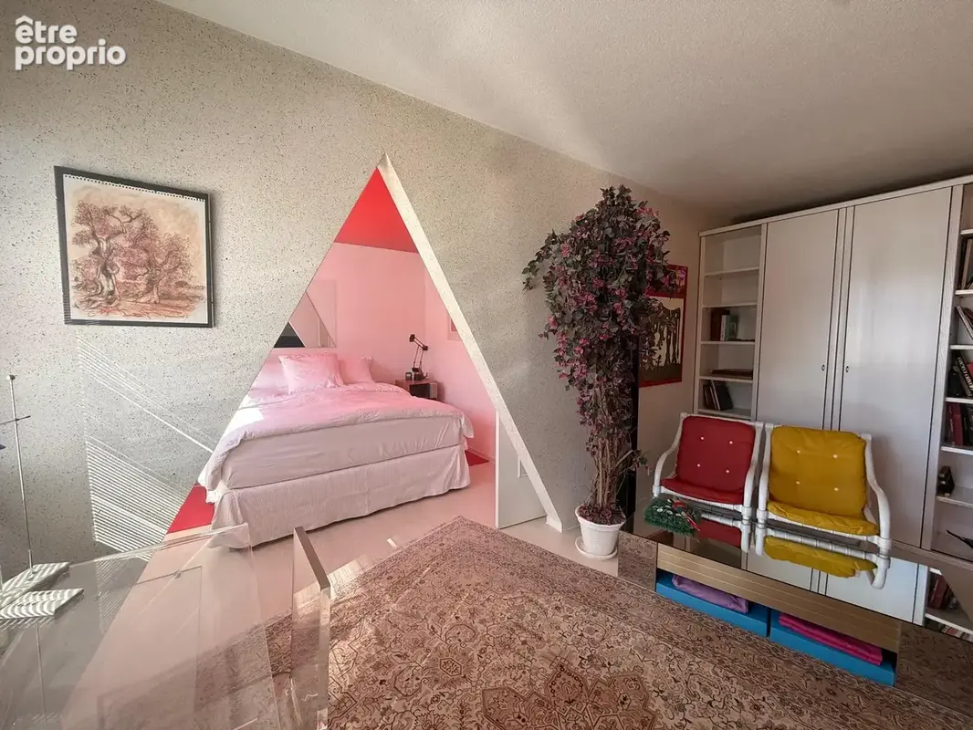 À vendre   Duplex rare de 169 m2 avec deux espaces de vie, balcons et trois stationnements   Saint-Louis - photo 13