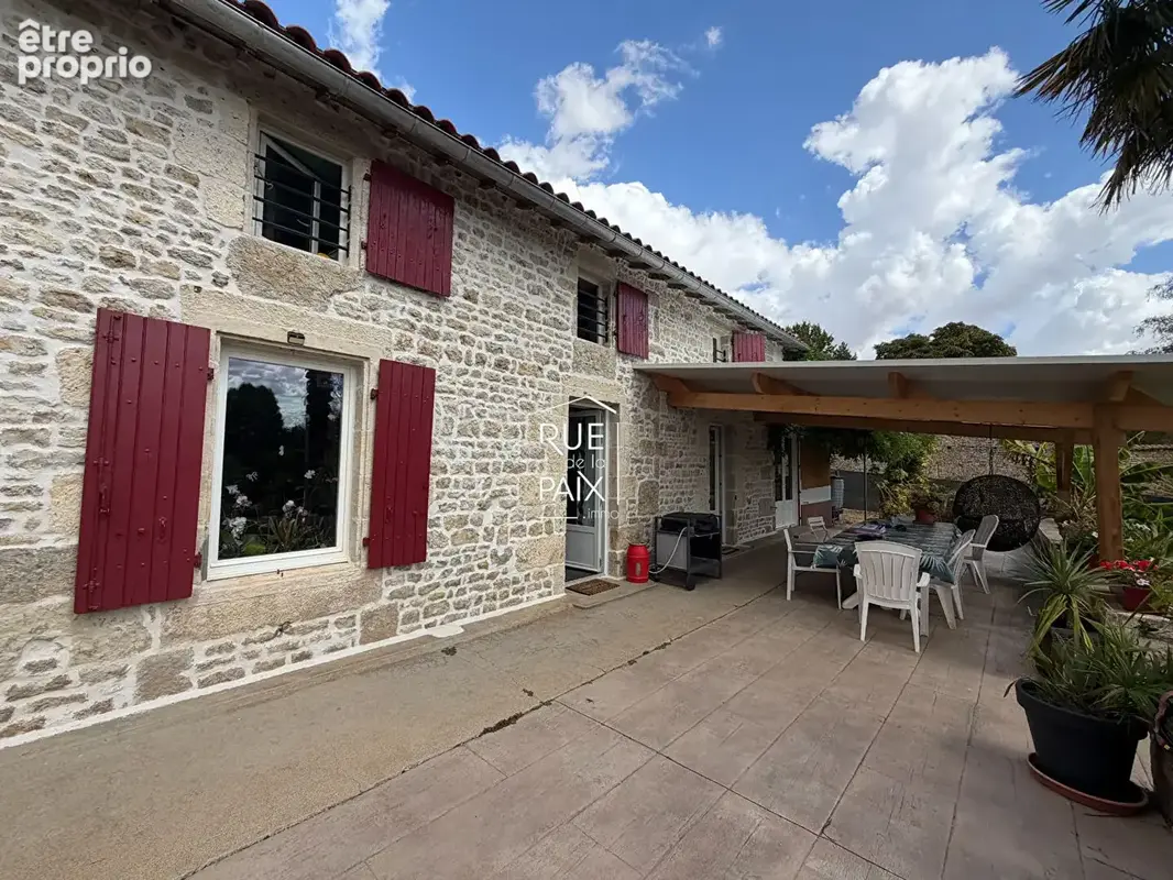 Maison en pierre entièrement rénovée ? charme et confort - photo 16